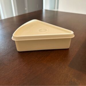 Tupperware Pie Slice Keeper 269-2 Clear 1954 Plastic Millionaire Line Lid